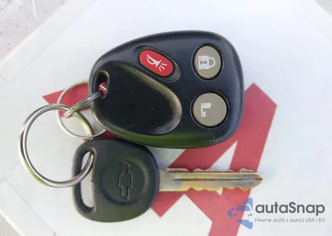 2004 Chevrolet Silverado 1500 Z71 z USA, uszkodzony, nr VIN 2GCEK13T641354823